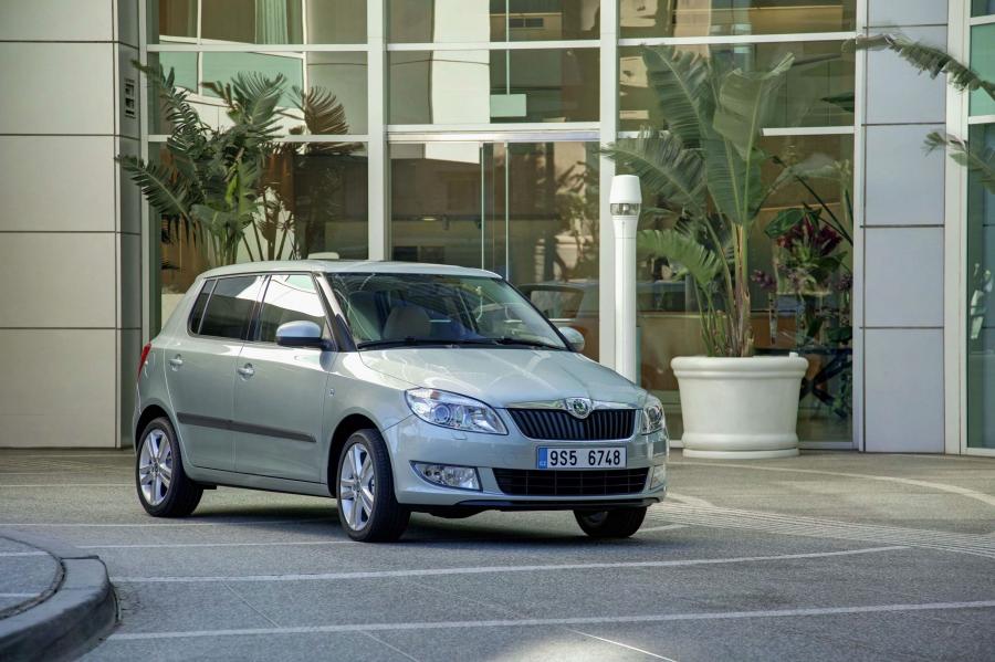  Skoda Fabia 2010 года  (фото 10 из 57)